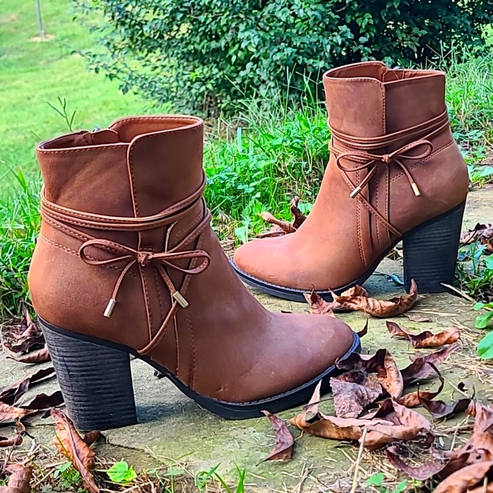 Limelight brown faux leather booties